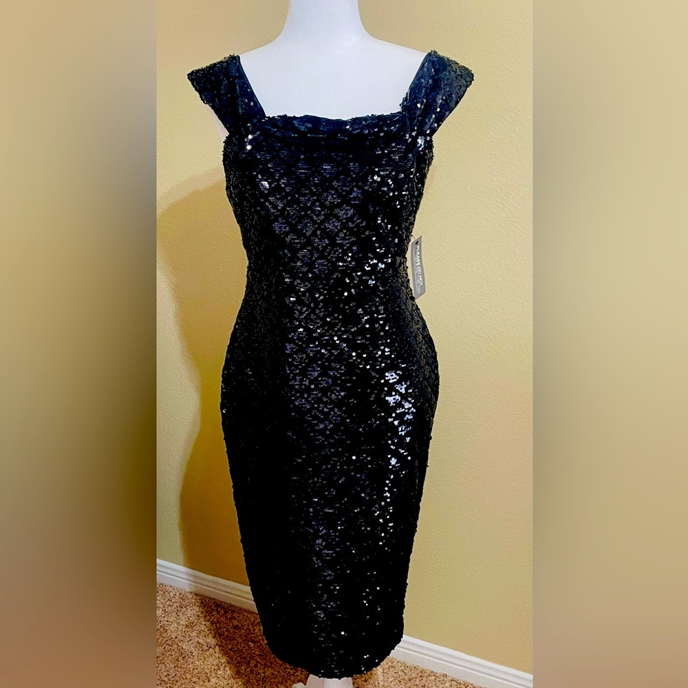 NWT Eva Mendes Black Sequin Cocktail Dress. Size 4